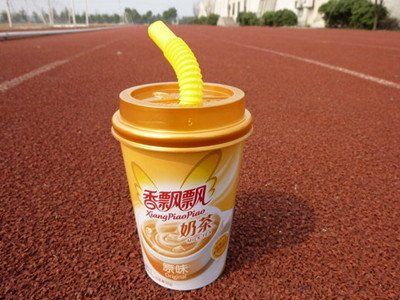 香飄飄：一杯奶茶如何賣到24億元？